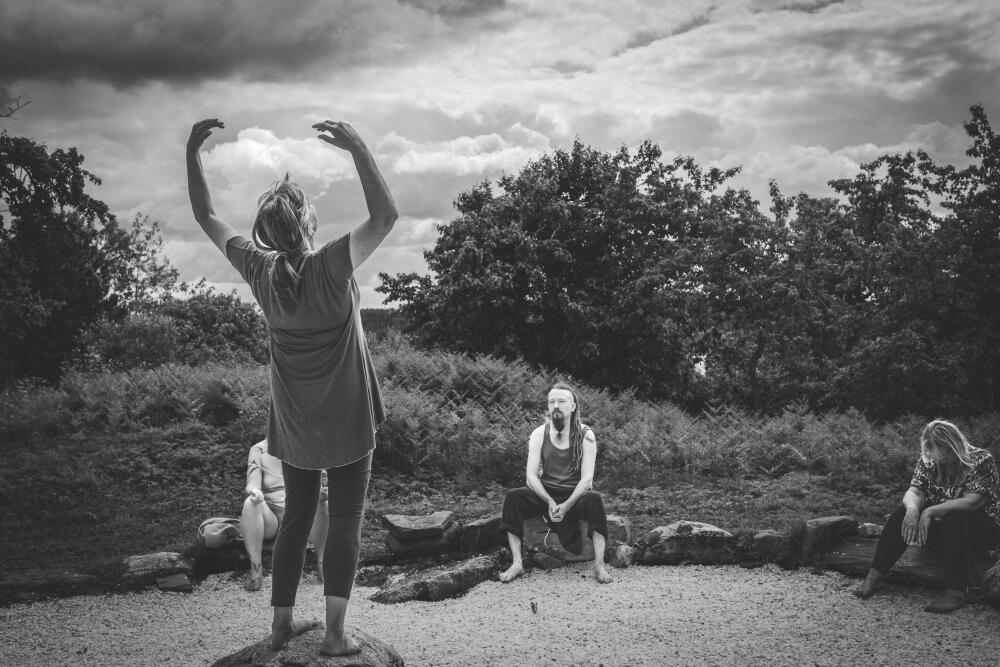 maadoittuminen voimaantuminen